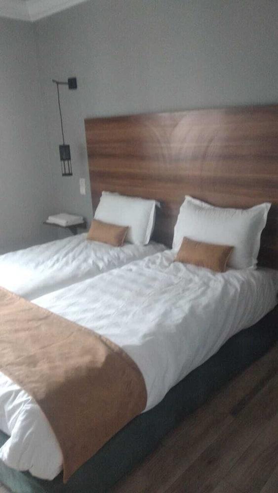Aparthotel Hamilton & Casablanca